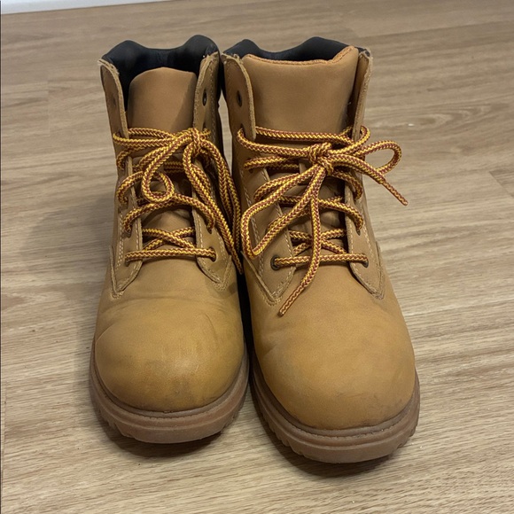 Tan Leather Lace-Up Boots - Boys 5 / Women’s 7ish - Picture 3 of 8